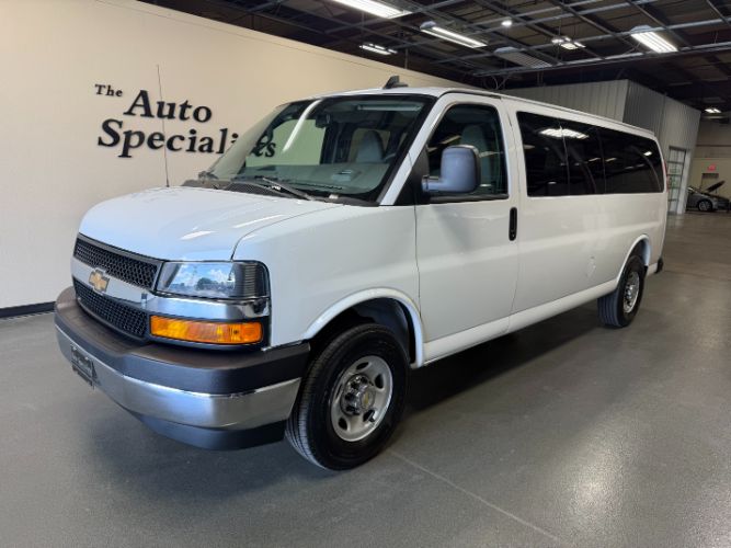 chevrolet express passenger 2025 1GAZGPFP0S1228862 image chevrolet express passenger 2025 1GAZGPFP0S1228862 image